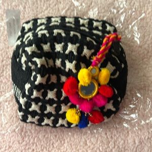 Black/Natural Geo Print Pom Pom Makeup Bag NWT - (#0398)